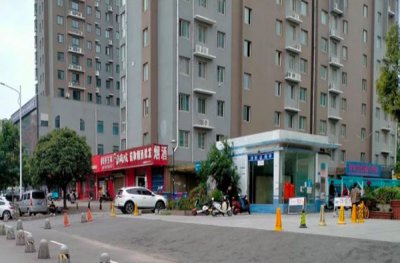 重庆万州区新京岸上蓝山小区800多户接纳BB电子官网彩色4.3寸可视对讲系统