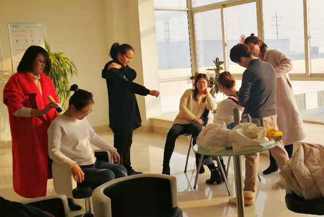 PG电子·仿照器(试玩游戏)官方网站