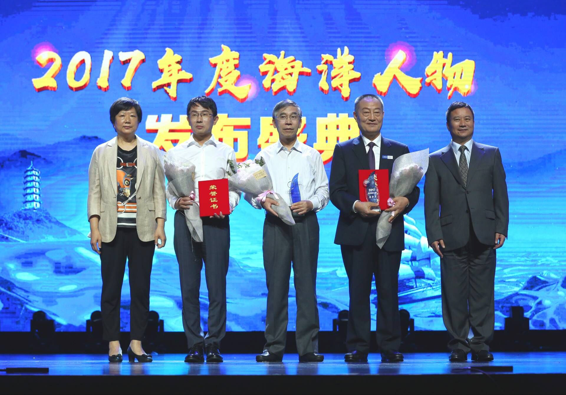 PG电子·仿照器(试玩游戏)官方网站