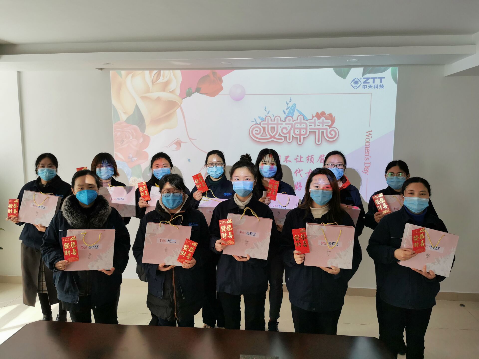 PG电子·仿照器(试玩游戏)官方网站