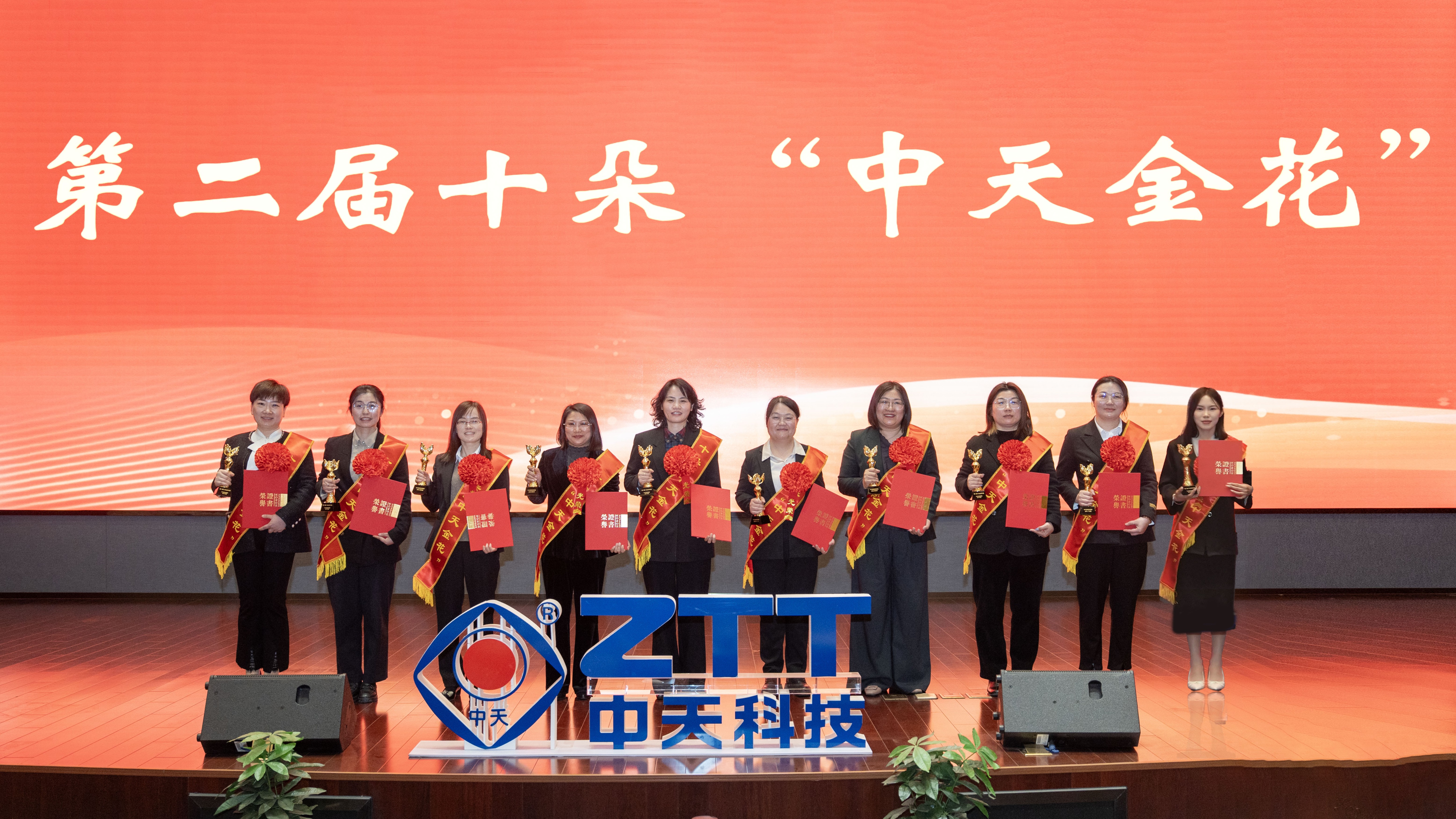 PG电子·仿照器(试玩游戏)官方网站